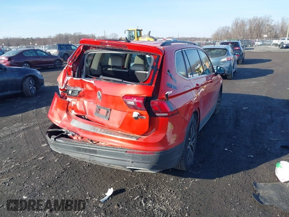 2019 Volkswagen Tiguan SE with VIN 3VV2B7AX9KM136359, listed as a IAAI auction lot 41426441 with 140,891 mi miles and . Bid and sale history available at DreamBid. Image 4.