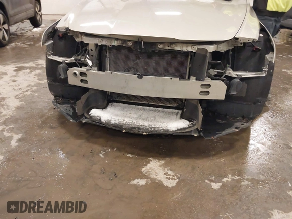 2014 Cadillac CTS Luxury AWD with VIN 1G6AX5S3XE0197628, listed as a IAAI auction lot 41400988 with 144,026 mi miles and . Bid and sale history available at DreamBid. Image 6.