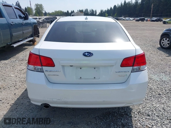 2014 Subaru Legacy Special Sports z VIN 4S3BMBH69E3036678, wystawiony jako IAAI lot #42077275 z przebiegiem 113 916 mil mil oraz . Historia ofert i sprzedaży dostępna na DreamBid. Obrazek 17.