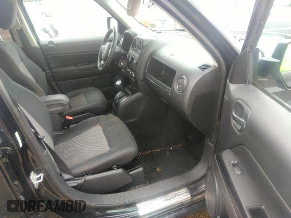 2013 Jeep Patriot Sport z VIN 1C4NJPBA9DD108892, wystawiony jako IAAI lot #42780674 z przebiegiem 133 161 mil mil oraz . Historia ofert i sprzedaży dostępna na DreamBid. Obrazek 5.