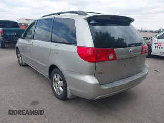 2008 Toyota Sienna XLE with VIN 5TDZK22C28S100727, listed as a IAAI auction lot 42570297 with 184,422 mi miles and . Bid and sale history available at DreamBid. Image 3.
