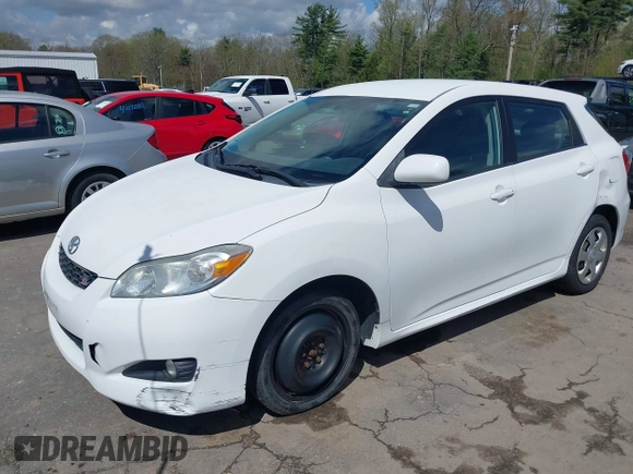 2010 Toyota Matrix S z VIN 2T1LE4EE5AC013649, wystawiony jako IAAI lot #42217121 z przebiegiem 130 356 mil mil oraz . Historia ofert i sprzedaży dostępna na DreamBid. Obrazek 2.