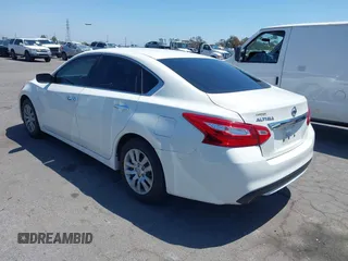 2017 Nissan Altima SV with VIN 1N4AL3AP2HC292095, listed as a IAAI auction lot 42145110 with 85,739 mi miles and . Bid and sale history available at carsss.com. Image 3.