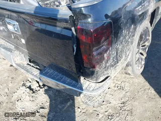 2015 Chevrolet Silverado 1500 LS with VIN 1GCRCPEC0FZ309143, listed as a IAAI auction lot 41433445 with 105,947 mi miles. Bid and sale history available at carsss.com. Image 6.