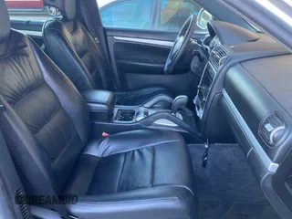 2004 Porsche Cayenne Turbo with VIN WP1AC29P34LA94515, listed as a Copart auction lot 85326804 with 193,758 mi miles and Clean Title. Bid and sale history available at carsss.com. Image 5.