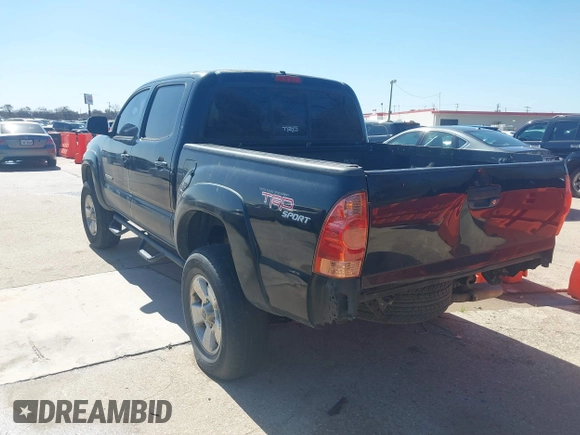 2008 Toyota Tacoma PreRunner with VIN 5TEJU62NX8Z478796, listed as a IAAI auction lot 41563582 with 322,746 mi miles. Bid and sale history available at carsss.com. Image 3.