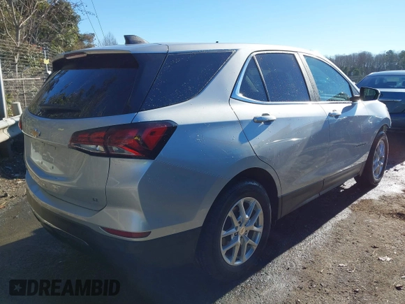 2022 Chevrolet Equinox LT with VIN 3GNAXKEV4NL234627, listed as a IAAI auction lot 41285466 with 40,574 mi miles. Bid and sale history available at carsss.com. Image 4.
