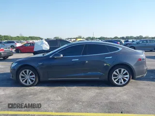 2015 Tesla Model S 85D with VIN 5YJSA1H46FF082264, listed as a IAAI auction lot 42068959 with 98,693 mi miles. Bid and sale history available at carsss.com. Image 14.
