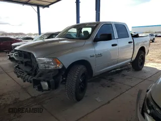 2018 Ram 1500 Express z VIN 1C6RR6KT1JS305107, wystawiony jako Copart lot #50690295 z przebiegiem 78 894 mil mil oraz Szkoda całkowita • Salvage title. Historia ofert i sprzedaży dostępna na DreamBid. Obrazek 1.