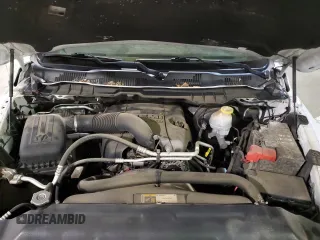 2018 Ram 1500 Tradesman z VIN 3C6JR6DT7JG225151, wystawiony jako Copart lot #86207374 z przebiegiem 72 073 mil mil oraz Szkoda całkowita • Salvage title. Historia ofert i sprzedaży dostępna na DreamBid. Obrazek 11.