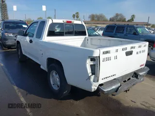 2006 GMC Canyon z VIN 1GTCS198X68248403, wystawiony jako IAAI lot #41733894 z przebiegiem 123 110 mil mil oraz . Historia ofert i sprzedaży dostępna na DreamBid. Obrazek 3.
