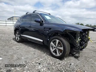 2024 Genesis GV80 with VIN KMUHCESC0RU201849, listed as a Copart auction lot 52425295 with 4,747 mi miles and Salvage title. Bid and sale history available at DreamBid. Image 4.