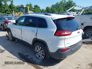 2016 Jeep Cherokee Limited with VIN 1C4PJMDB7GW122814, listed as a IAAI auction lot 42549356 with 132,886 mi miles and . Bid and sale history available at DreamBid. Image 3.