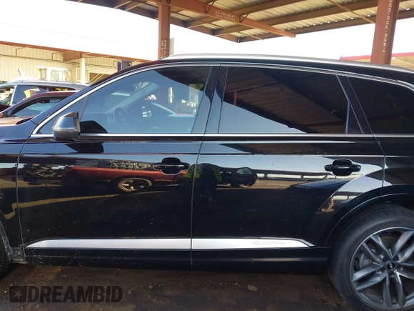 2017 Audi Q7 Premium Plus z VIN WA1LAAF78HD001416, wystawiony jako IAAI lot #42543835 z przebiegiem 110 037 mil mil oraz . Historia ofert i sprzedaży dostępna na DreamBid. Obrazek 15.
