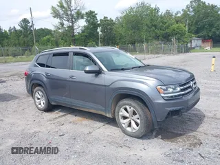 2018 Volkswagen Atlas SE z VIN 1V2CR2CA2JC505488, wystawiony jako IAAI lot #42396518 z przebiegiem 92 806 mil mil oraz . Historia ofert i sprzedaży dostępna na DreamBid. Obrazek 1.