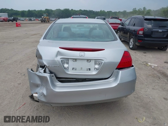 2007 Honda Accord LX SE z VIN 1HGCM56347A060806, wystawiony jako IAAI lot #42701618 z przebiegiem 140 573 mil mil oraz . Historia ofert i sprzedaży dostępna na DreamBid. Obrazek 17.