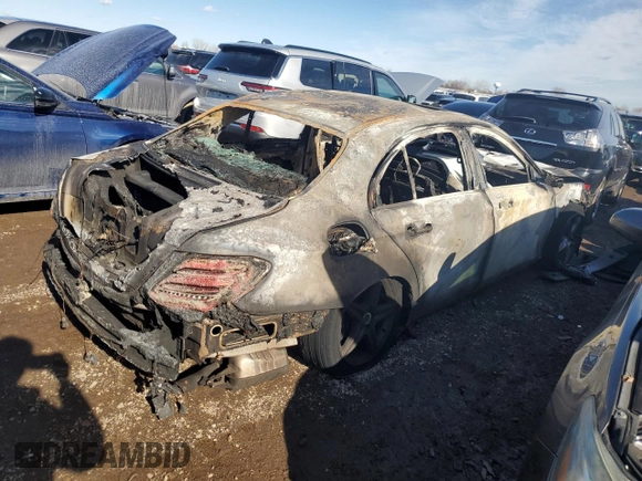 2017 Mercedes-Benz E 300 Luxury with VIN WDDZF4KB5HA171575, listed as a Copart auction lot 47442195 with Not provided miles and Salvage title. Bid and sale history available at DreamBid. Image 3.