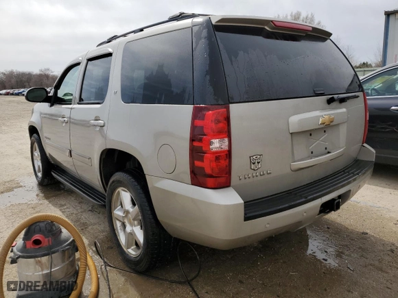 2007 Chevrolet Tahoe LT with VIN 1GNFK13027J123753, listed as a Copart auction lot 49707865 with 190,992 mi miles and Salvage Title. Bid and sale history available at carsss.com. Image 2.
