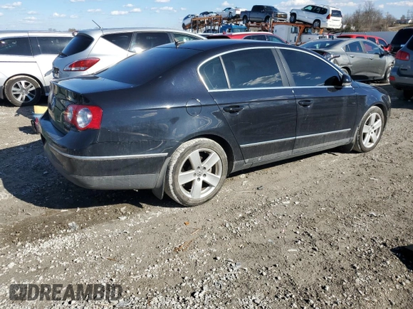 2008 Volkswagen Passat Komfort z VIN WVWAK73C48E124087, wystawiony jako Copart lot #46674665 z przebiegiem 128 004 mil mil oraz Szkoda całkowita • Salvage title. Historia ofert i sprzedaży dostępna na DreamBid. Obrazek 3.