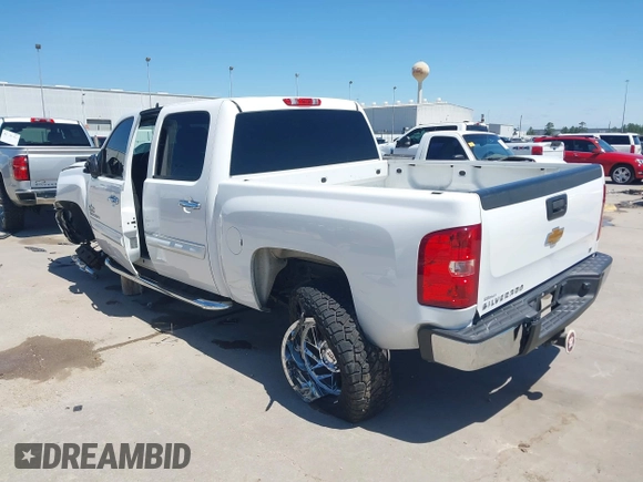 2013 Chevrolet Silverado 1500 LT with VIN 3GCPCSE05DG138211, listed as a IAAI auction lot 41966581 with 112,848 mi miles and . Bid and sale history available at DreamBid. Image 3.