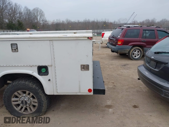 2008 Ford F-350 with VIN 1FDSX35R48ED23037, listed as a IAAI auction lot 41791016 with Not provided miles and . Bid and sale history available at DreamBid. Image 8.