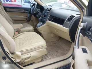 2008 Honda CR-V LX z VIN 3CZRE38368G707887, wystawiony jako IAAI lot #42431117 z przebiegiem 157 270 mil mil oraz . Historia ofert i sprzedaży dostępna na DreamBid. Obrazek 5.