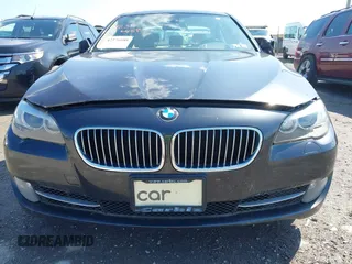 2013 BMW 5 Series 535i xDrive with VIN WBAFU7C5XDDU68439, listed as a IAAI auction lot 42376688 with 153,580 mi miles and . Bid and sale history available at DreamBid. Image 6.