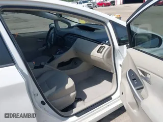 2011 Toyota Prius I with VIN JTDKN3DU4B0284258, listed as a IAAI auction lot 42095313 with 1 mi miles. Bid and sale history available at carsss.com. Image 5.