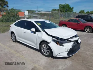 2024 Toyota Corolla LE with VIN 5YFB4MDE3RP192589, listed as a IAAI auction lot 41875478 with 7,011 mi miles. Bid and sale history available at carsss.com. Image 1.