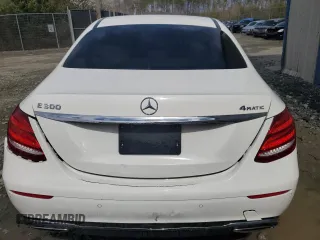 2017 Mercedes-Benz E-Class E 300 Luxury with VIN WDDZF4KB0HA209942, listed as a Copart auction lot 49179185 with 62,839 mi miles and Clean Title. Bid and sale history available at carsss.com. Image 6.