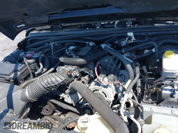 2008 Jeep Wrangler Sahara with VIN 1J4FA54188L541664, listed as a IAAI auction lot 39784204 with 145,145 mi miles and . Bid and sale history available at DreamBid. Image 10.