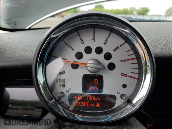 2012 MINI Hardtop S with VIN WMWSV3C57CTY25391, listed as a Copart auction lot 59684835 with 217,246 mi miles and Salvage title. Bid and sale history available at DreamBid. Image 9.