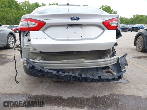 2016 Ford Fusion S z VIN 3FA6P0G76GR155001, wystawiony jako IAAI lot #42158562 z przebiegiem 147 964 mil mil oraz . Historia ofert i sprzedaży dostępna na DreamBid. Obrazek 6.
