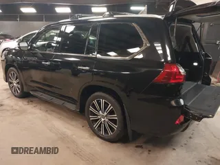 2021 Lexus LX 570 z VIN JTJDY7AX0M4352294, wystawiony jako IAAI lot #42341156 z przebiegiem 18 398 mil mil oraz . Historia ofert i sprzedaży dostępna na DreamBid. Obrazek 3.