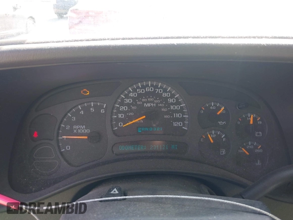 2003 Chevrolet Suburban Z71 with VIN 3GNFK16Z73G190936, listed as a IAAI auction lot 42078452 with 231,121 mi miles. Bid and sale history available at carsss.com. Image 7.