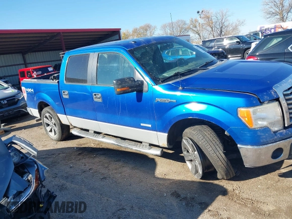 2011 Ford F-150 XLT with VIN 1FTFW1ET1BFC56942, listed as a IAAI auction lot 40717244 with 122,981 mi miles. Bid and sale history available at carsss.com. Image 13.