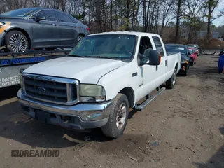 2004 Ford F-250 XL z VIN 1FTNW20PX4EB22435, wystawiony jako IAAI lot #41727810 z przebiegiem 199 800 mil mil oraz . Historia ofert i sprzedaży dostępna na DreamBid. Obrazek 2.