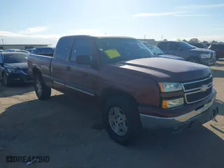 2006 Chevrolet Silverado 1500 LT1 with VIN 1GCEC19VX6Z126341, listed as a IAAI auction lot 41431701 with 265,142 mi miles. Bid and sale history available at carsss.com. Image 1.