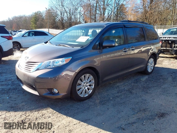 2011 Toyota Sienna XLE with VIN 5TDDK3DC8BS009739, listed as a IAAI auction lot 41638710 with 235,396 mi miles. Bid and sale history available at carsss.com. Image 18.