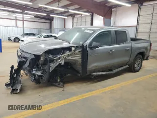 2024 Chevrolet Colorado 4WD LT z VIN 1GCPTCEK8R1201301, wystawiony jako Copart lot #49877795 z przebiegiem 25 064 mil mil oraz Szkoda całkowita • Salvage title. Historia ofert i sprzedaży dostępna na DreamBid. Obrazek 1.