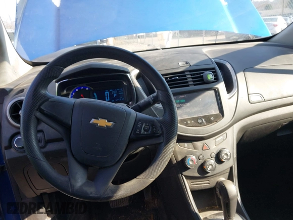 2015 Chevrolet Trax LS with VIN KL7CJKSB4FB086024, listed as a IAAI auction lot 41669572 with 124,312 mi miles. Bid and sale history available at carsss.com. Image 16.