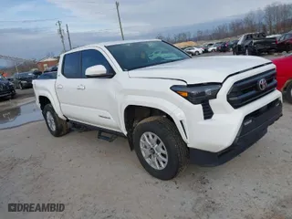 2024 Toyota Tacoma 4WD SR5 with VIN 3TYLB5JN0RT016910, listed as a IAAI auction lot 41586142 with 6,127 mi miles. Bid and sale history available at carsss.com. Image 1.