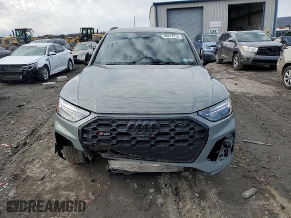 2021 Audi SQ5 Premium Plus with VIN WA1B4AFY6M2035470, listed as a Copart auction lot 46817975 with 48,178 mi miles and Salvage Title. Bid and sale history available at carsss.com. Image 5.