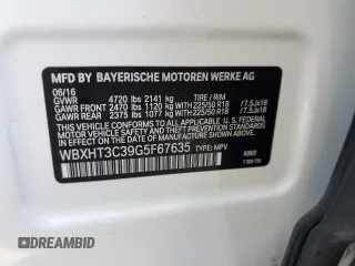 2016 BMW X1 xDrive28i with VIN WBXHT3C39G5F67635, listed as a Copart auction lot 38488573 with 62,157 mi miles. Bid and sale history available at carsss.com. Image 13.