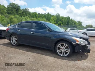 2013 Nissan Altima SL with VIN 1N4BL3AP9DC140281, listed as a IAAI auction lot 42625613 with 158,023 mi miles and . Bid and sale history available at DreamBid. Image 1.