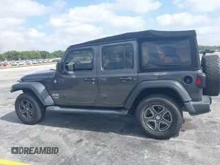 2018 Jeep Wrangler Unlimited Sport S z VIN 1C4HJXDGXJW165312, wystawiony jako IAAI lot #42095590 z przebiegiem 90 598 mil mil oraz . Historia ofert i sprzedaży dostępna na DreamBid. Obrazek 14.