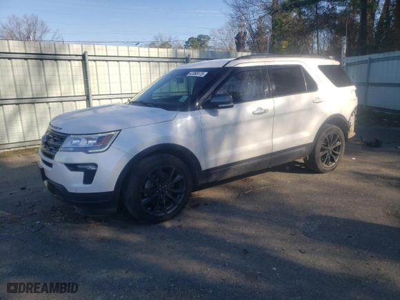 2018 Ford Explorer XLT with VIN 1FM5K7D85JGB27002, listed as a Copart auction lot 47095175 with 145,233 mi miles and Salvage Title. Bid and sale history available at carsss.com. Image 1.