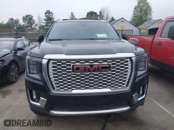 2021 GMC Yukon XL Denali with VIN 1GKS2JKL5MR458039, listed as a IAAI auction lot 41921865 with 25,141 mi miles. Bid and sale history available at carsss.com. Image 6.