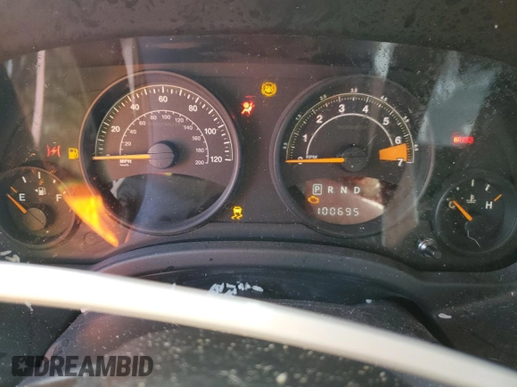 2014 Jeep Patriot Latitude z VIN 1C4NJPFAXED862881, wystawiony jako Copart lot #41519835 z przebiegiem 100 695 mil mil oraz Szkoda całkowita • Salvage title. Historia ofert i sprzedaży dostępna na DreamBid. Obrazek 9.