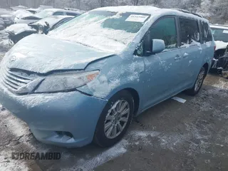 2017 Toyota Sienna LE with VIN 5TDJZ3DC5HS158746, listed as a IAAI auction lot 41343900 with 79,019 mi miles. Bid and sale history available at carsss.com. Image 2.